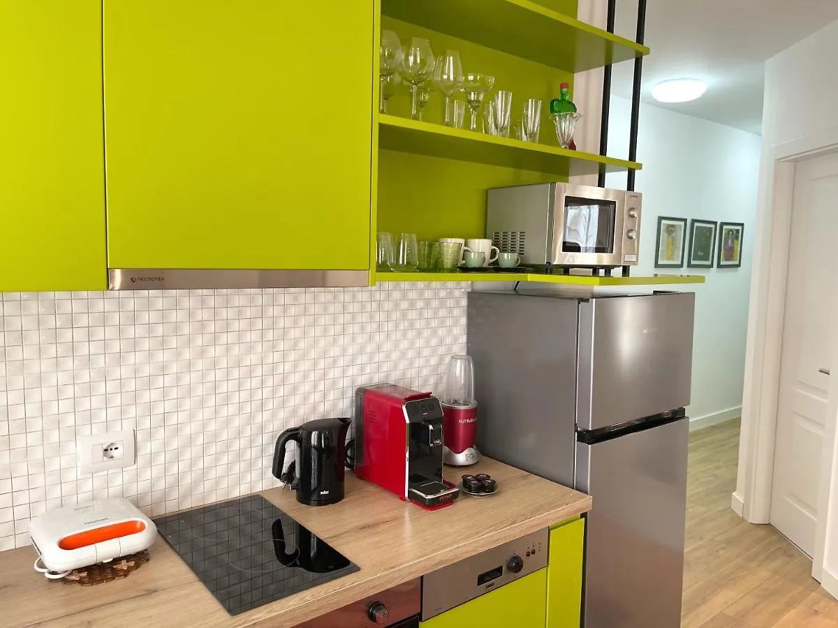Metro Suites Tirana 0*,  Albania