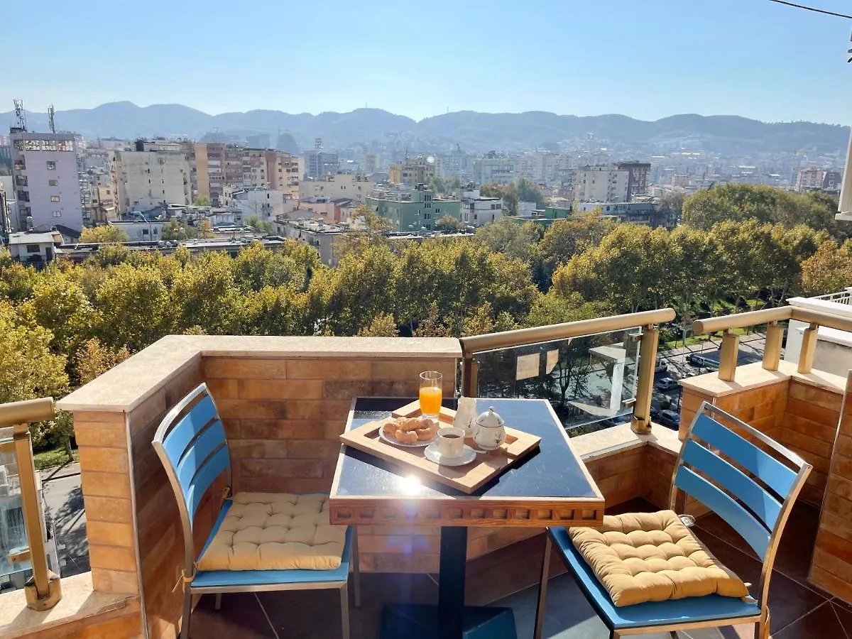 Metro Suites Tirana Appartement