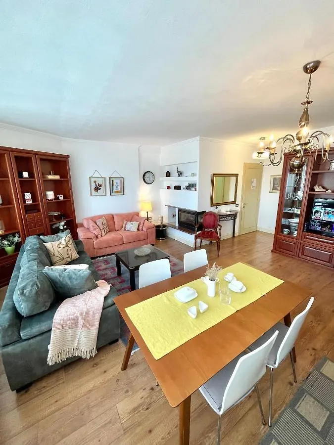 Apartment Metro Suites Tirana