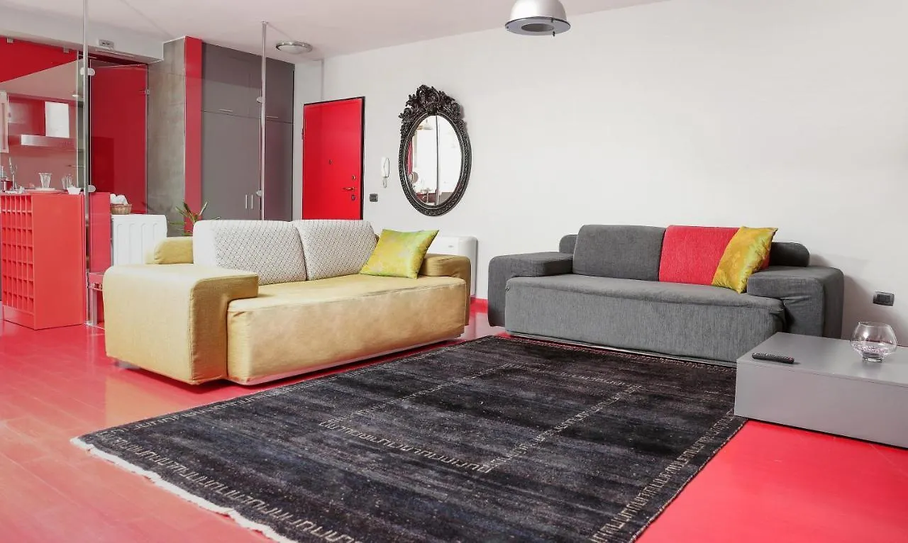 Metro Suites Tirana 0*,