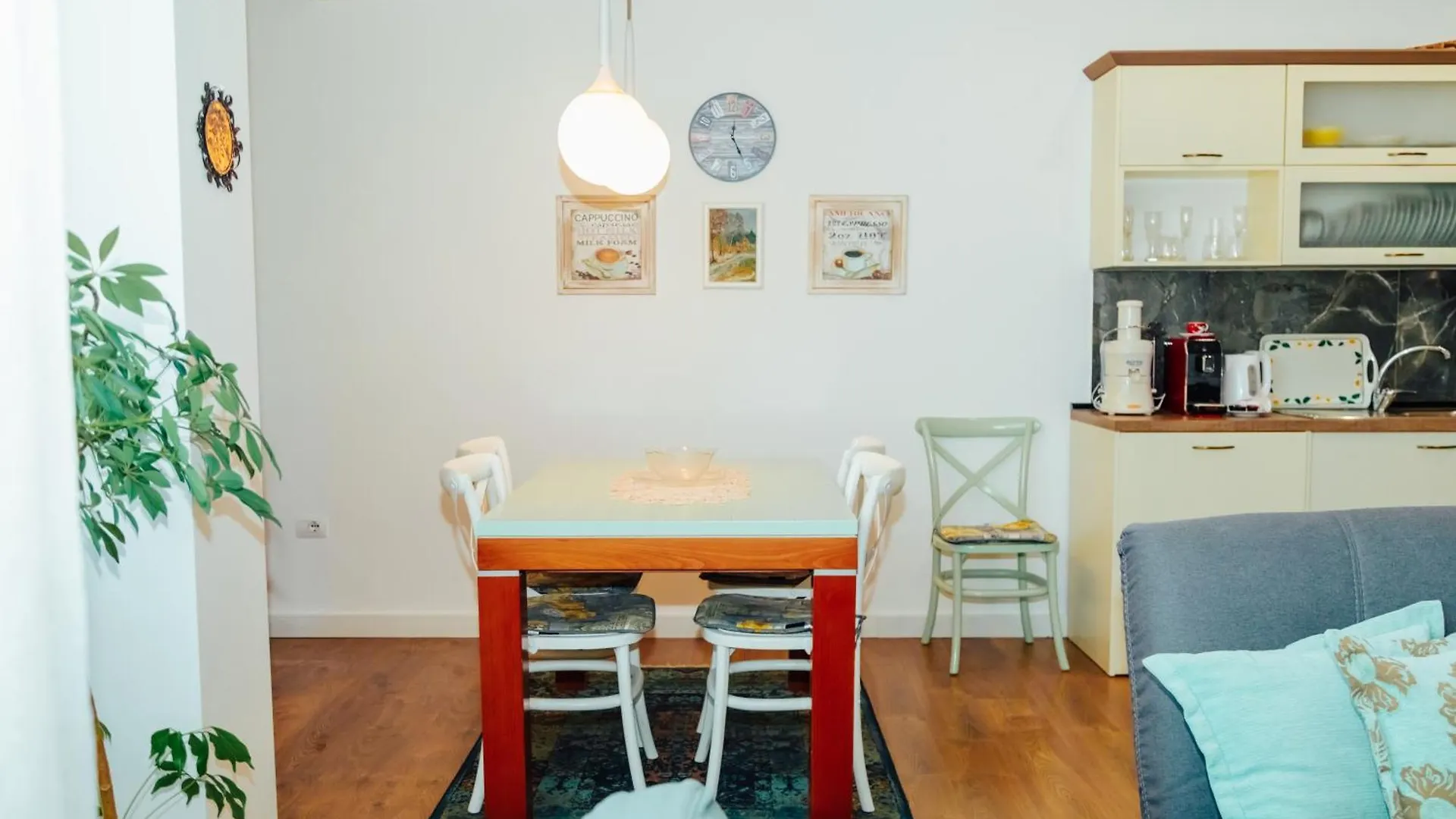 Metro Suites Tirana Apartment