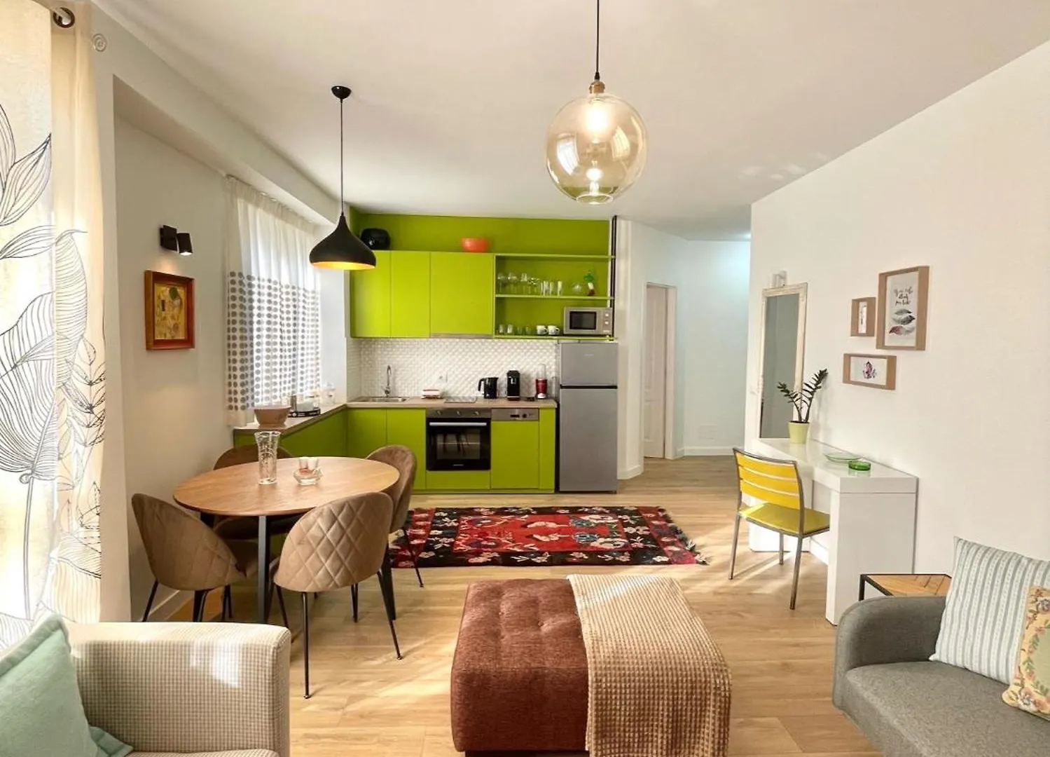Apartment Metro Suites Tirana